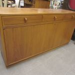 685 6109 Sideboard